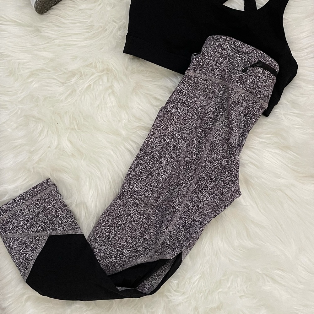 Lululemon crop leggings